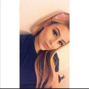 Meet your Posher, Jasmine